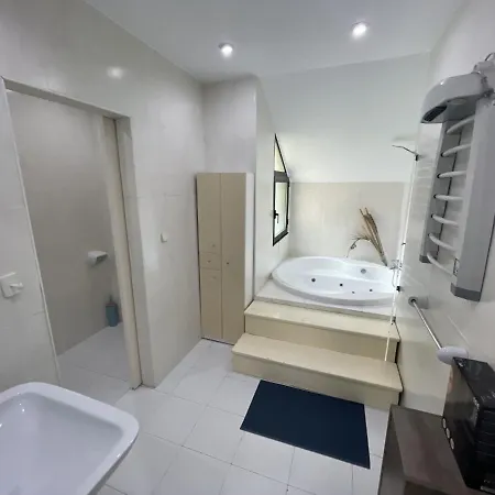 Duplex Con Piscina Y Garaje Cerca De La Playa * Santander