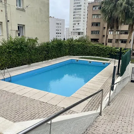 Duplex Con Piscina Y Garaje Cerca De La Playa Lägenhet
