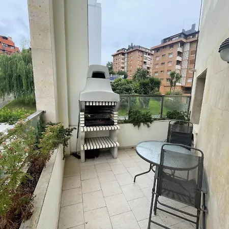 Duplex Con Piscina Y Garaje Cerca De La Playa * Santander