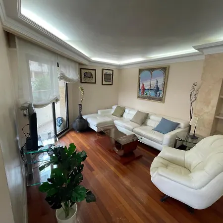 Duplex Con Piscina Y Garaje Cerca De La Playa * Santander